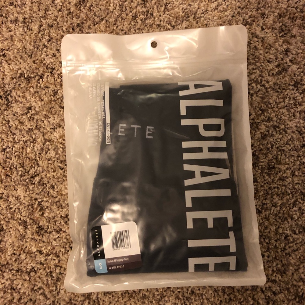 BRAND NEW ALPHALETE REVIVAL R6